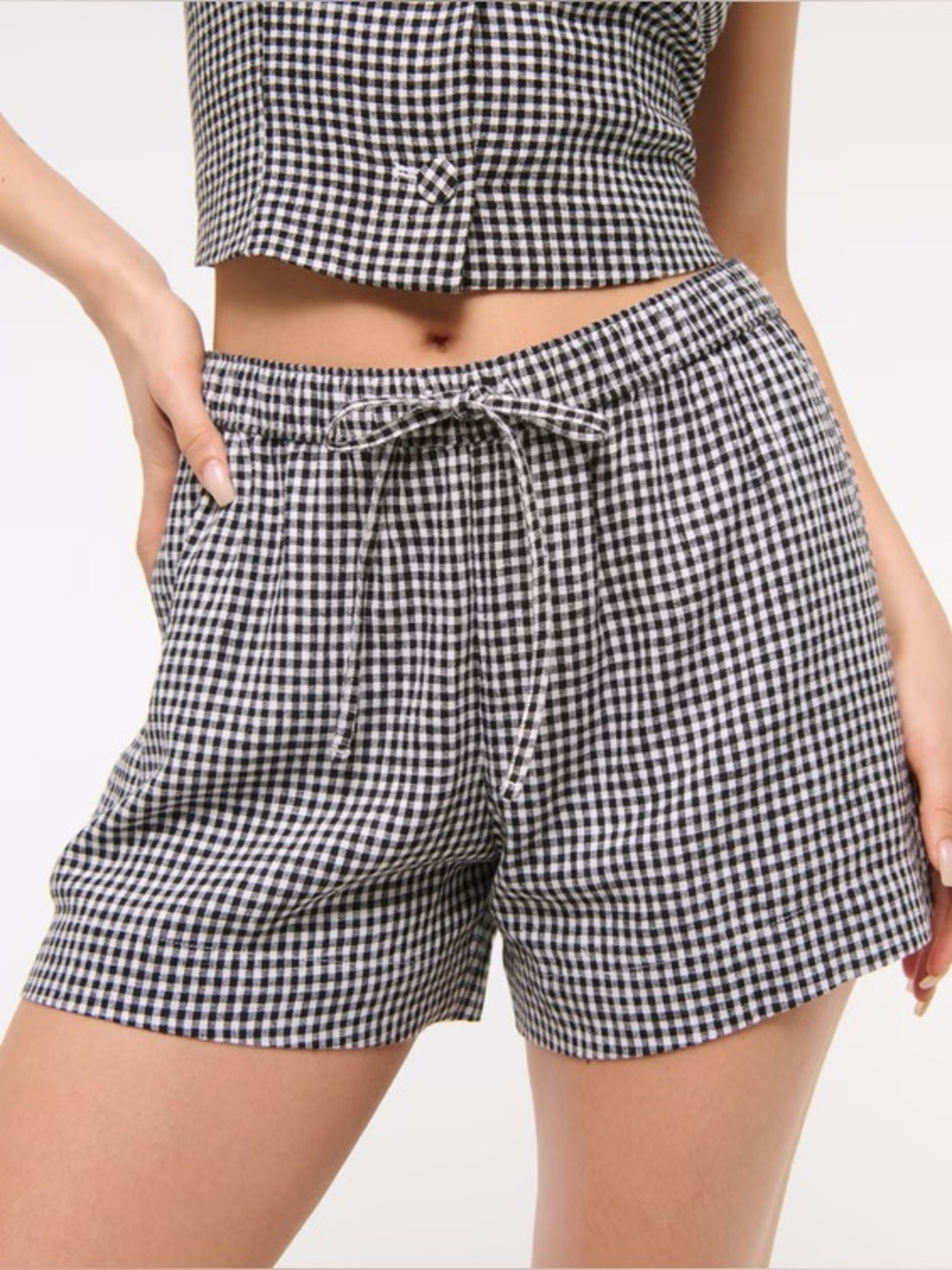 Abercrombie & Fitch Linen Blend Black and White Gingham High Waist Shorts Medium
